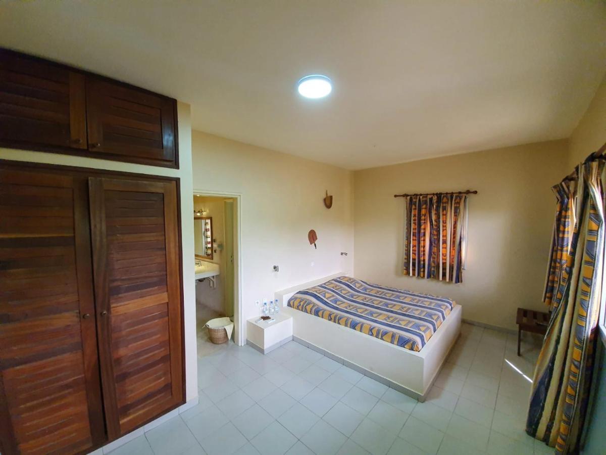 Keur Saloum Hotel Toubakouta Ngoại thất bức ảnh